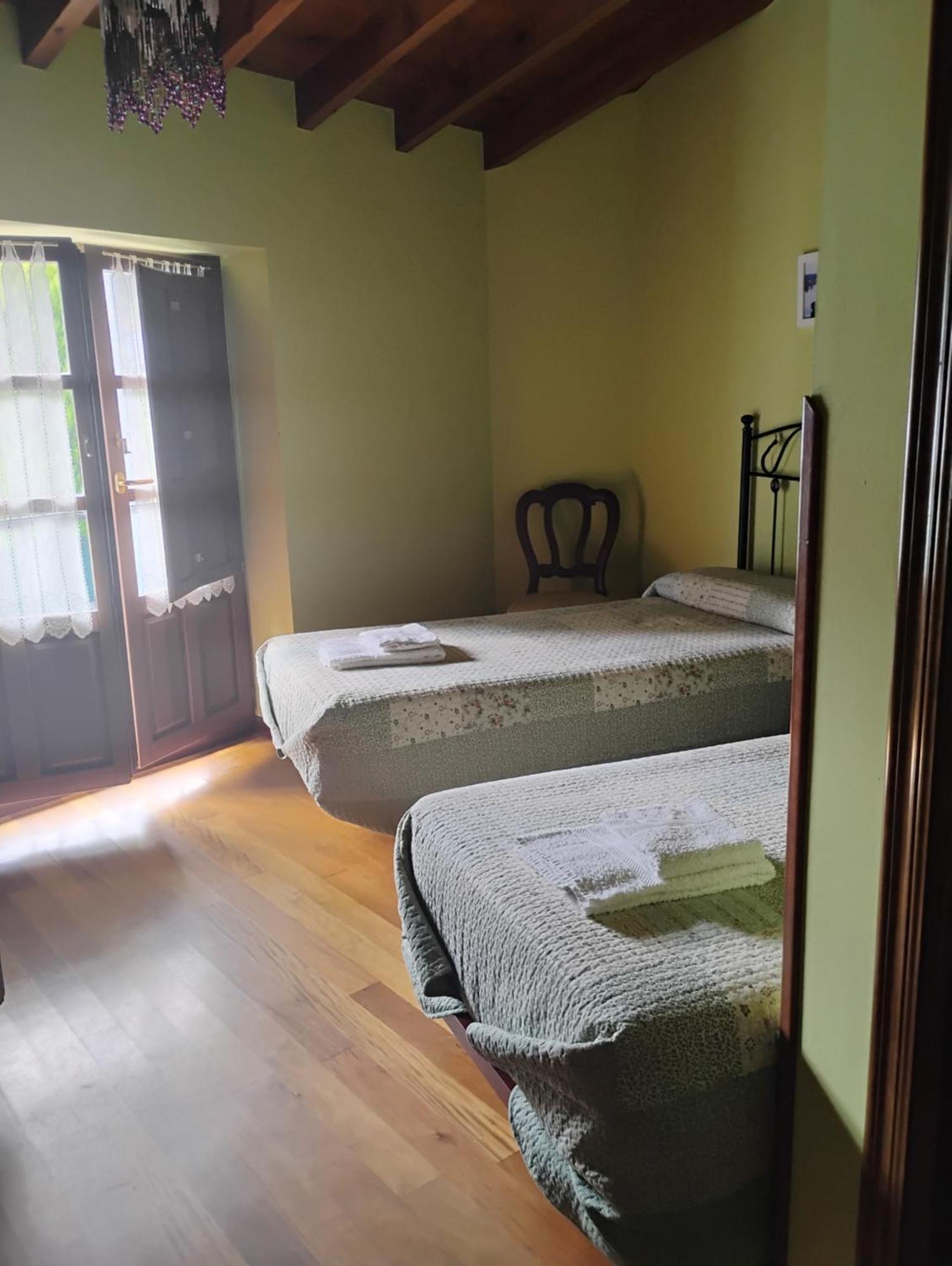 Casa Rural Casa Azul Villahormes Eksteriør billede